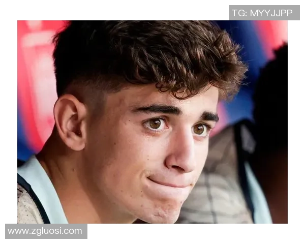 足球场上的明星球员类型解析与各具特色的足球天才展示